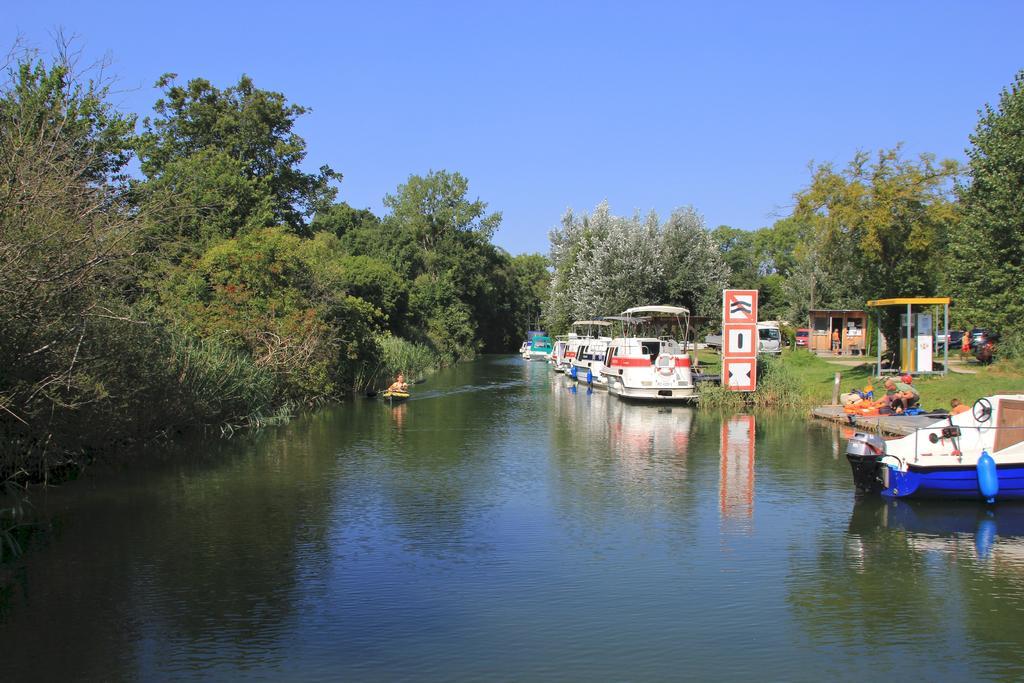 Feriendorf Alte Fahrt Rechlin Exterior foto