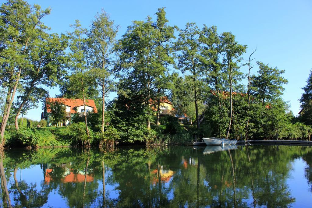 Feriendorf Alte Fahrt Rechlin Exterior foto
